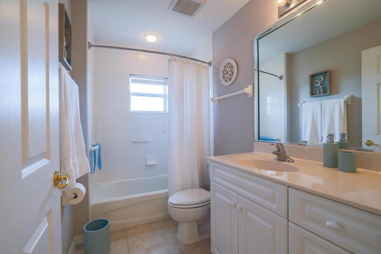 3 Bedroom 2 Bath Oceanwalk Condo With Estuary Views New Smyrna Beach Eksteriør bilde